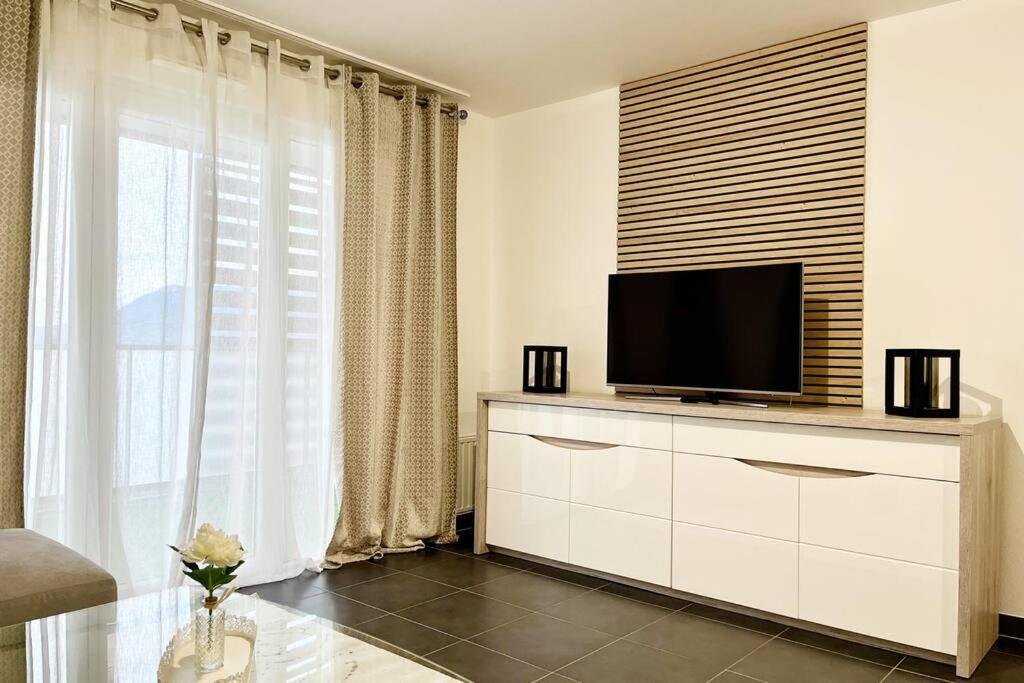 Appartement T2 Vue Panoramique Sur Annecy Seynod Exteriör bild