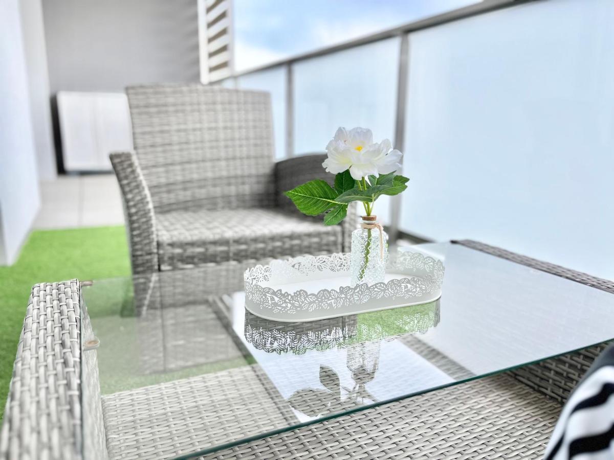 Appartement T2 Vue Panoramique Sur Annecy Seynod Exteriör bild